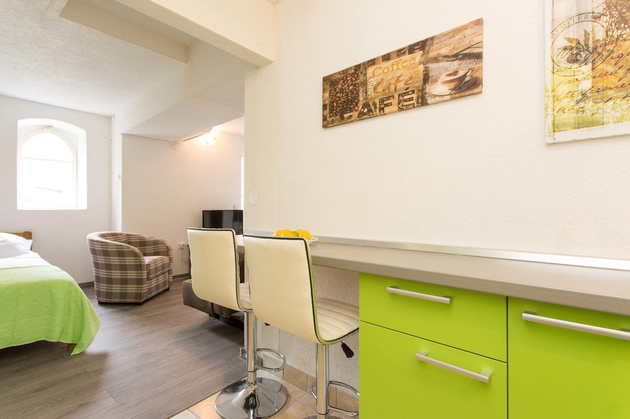 Yvonne Apartman Krk Town Kültér fotó